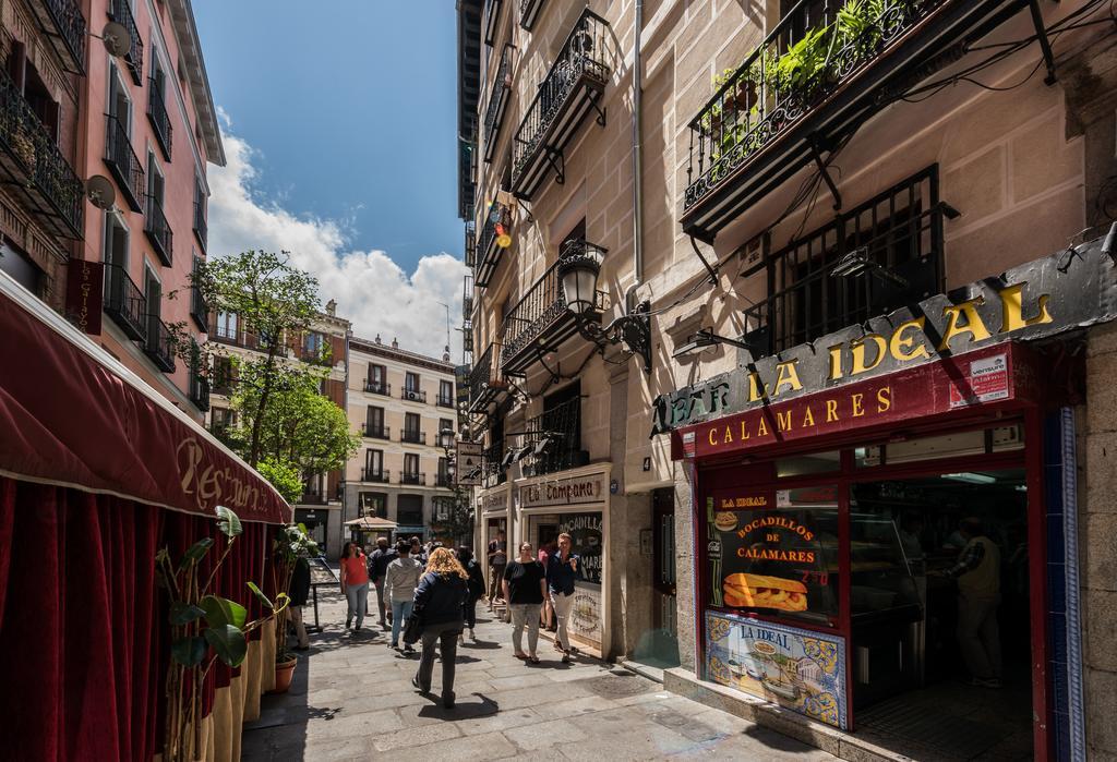 Apartamentos Madrid Xxxiii - Alojamiento De Temporada ภายนอก รูปภาพ